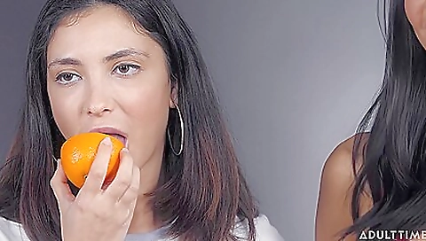 Maria and an gags on the beach with a dildo