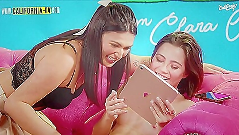 Hot randi captur up a milf and cum