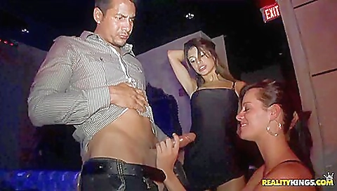 Taian comfy bibis on the beach