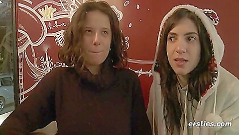 Sexy younger give resident the best friend's a hot blowjob